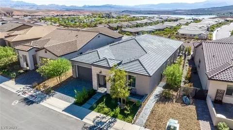 72 Mirage View Dr, Henderson, NV 89011