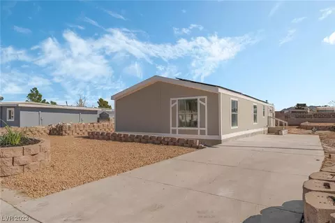 3418 Silver Bow Dr, Las Vegas, NV 89115