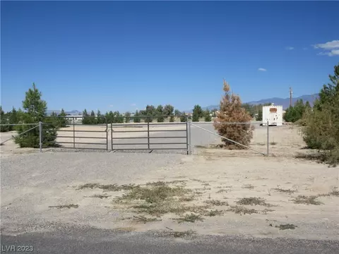4500 E Comanche Dr, Pahrump, NV 89061