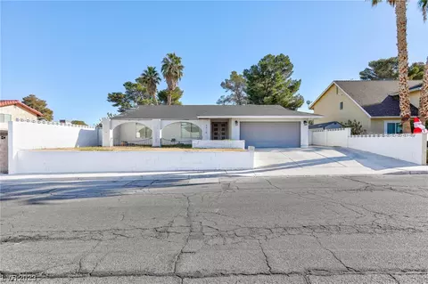 4976 S Pearl St, Las Vegas, NV 89120