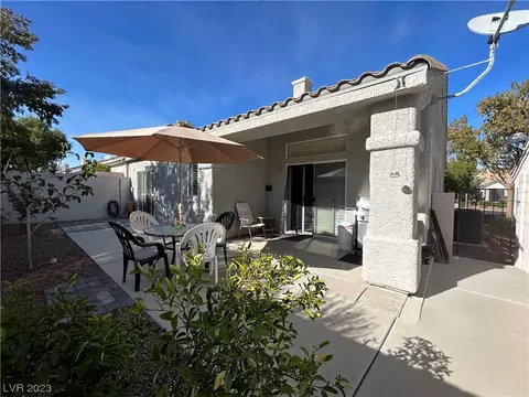 9719 Canyon Walk Ave, Las Vegas, NV 89147