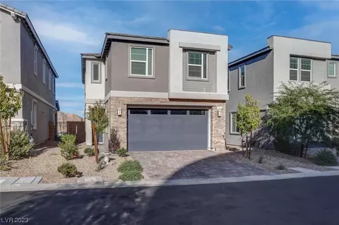 36 Moon Hill Dr, Henderson, NV 89011