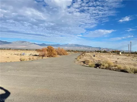 2361 W Mary Beth Ct, Pahrump, NV 89060