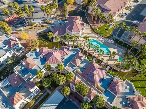 5000 Red Rock St #111, Las Vegas, NV 89118