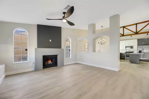 2313 Florissant Dr, Las Vegas, NV 89128