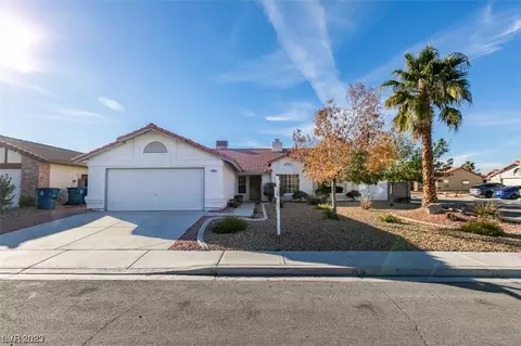7911 Stone Wall Dr, Las Vegas, NV 89123