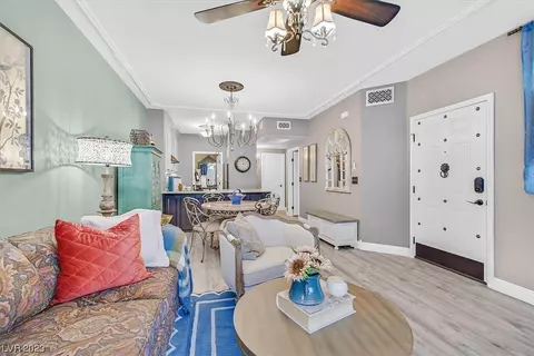 7139 S Durango Dr #204, Las Vegas, NV 89113