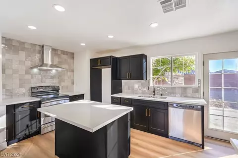 333 Princess Ave, North Las Vegas, NV 89030