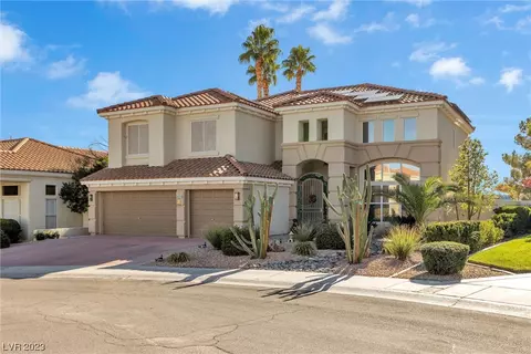 9529 Grand Canal Dr, Las Vegas, NV 89117