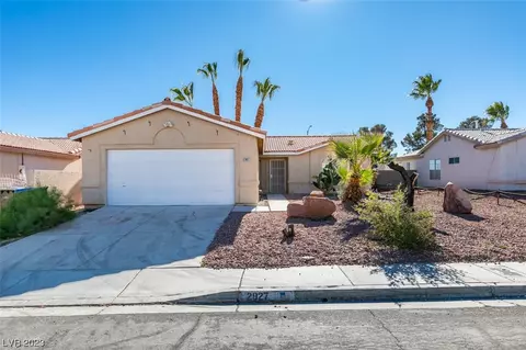 2927 Johannan Ln, North Las Vegas, NV 89032