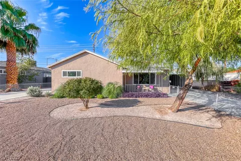 1260 Melville Dr, Las Vegas, NV 89102