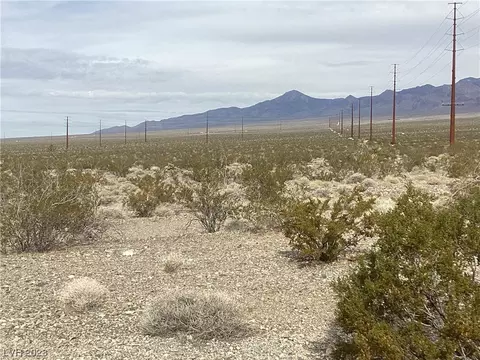 2960 E Gorgono Dr, Pahrump, NV 89060