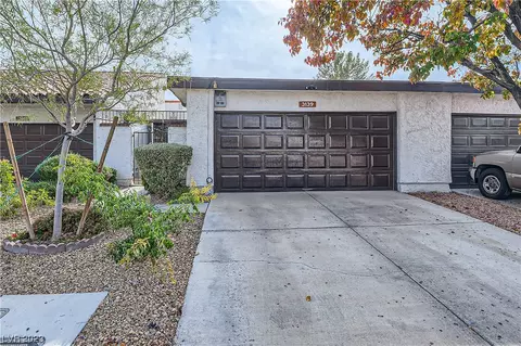 3139 Espanol Dr, Las Vegas, NV 89121