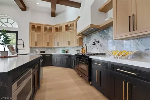 9 Yorkridge Ct, Henderson, NV 89052