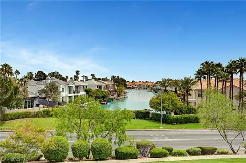 3120 Harborside Dr, Las Vegas, NV 89117