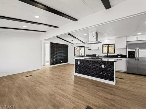 3520 Estes Park Dr, Las Vegas, NV 89122