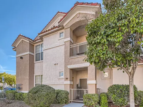 8555 W Russell Rd #1034, Las Vegas, NV 89113