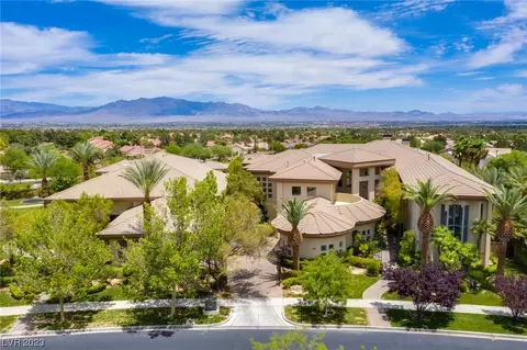 9720 Highridge Dr, Las Vegas, NV 89134