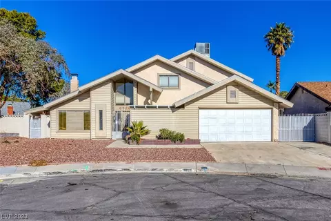6626 Treadway Ln, Las Vegas, NV 89103