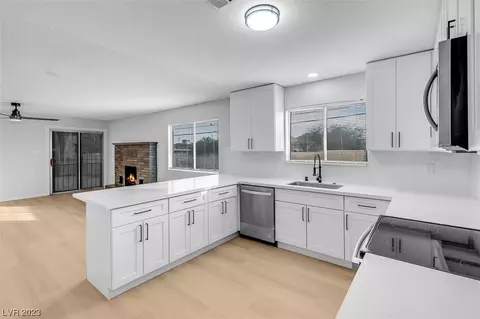 4835 Welter Ave, Las Vegas, NV 89104
