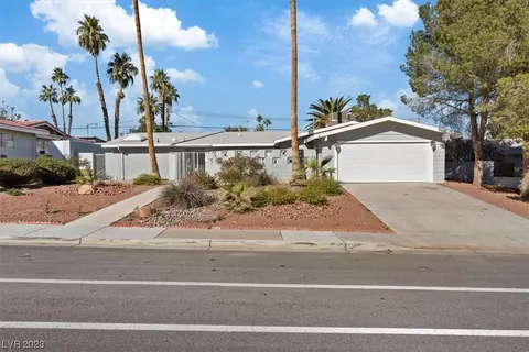 1552 Pawnee Dr, Las Vegas, NV 89169