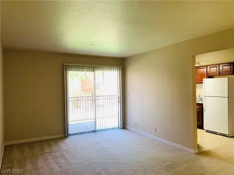5061 River Glen Dr #69, Las Vegas, NV 89103