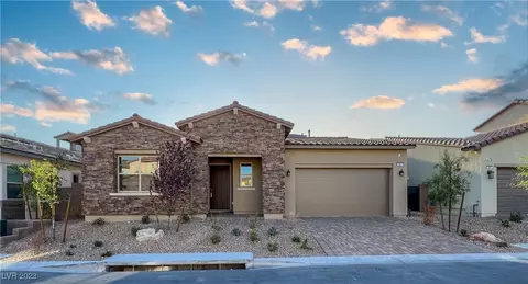 351 Gandara St, Las Vegas, NV 89138