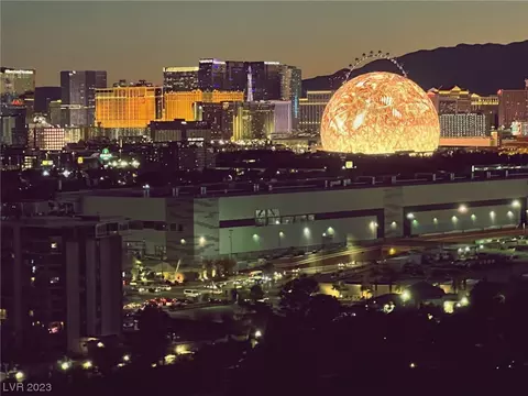 3111 Bel Air Dr #18A, Las Vegas, NV 89109