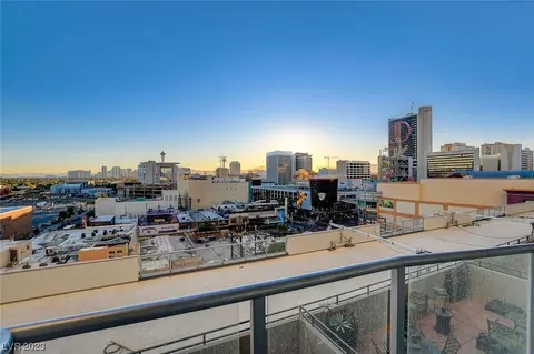 150 Las Vegas Blvd #913, Las Vegas, NV 89101