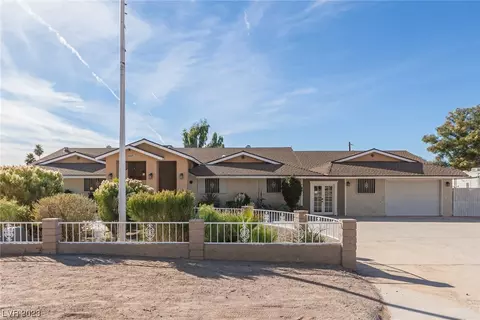 695 Sari Dr, Las Vegas, NV 89110