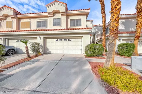 7652 Rolling View Dr #202, Las Vegas, NV 89149