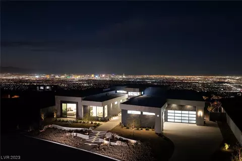 4 Chisel Crest Ct, Henderson, NV 89012