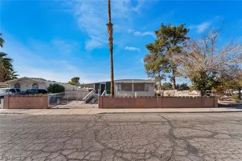 3345 Encina Dr, Las Vegas, NV 89121
