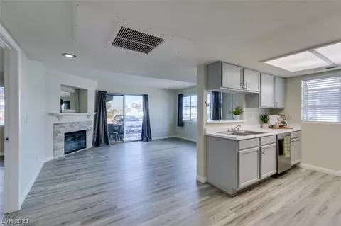 5310 Duralite St #102, Las Vegas, NV 89122
