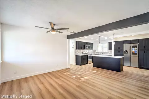 1401 Joshua Way, Las Vegas, NV 89101