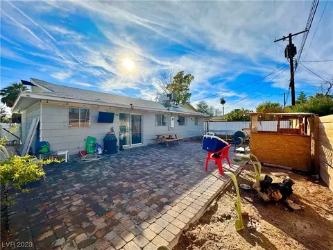 5808 Halifax Ave, Las Vegas, NV 89107