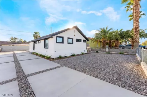 4858 E Chicago Ave, Las Vegas, NV 89104