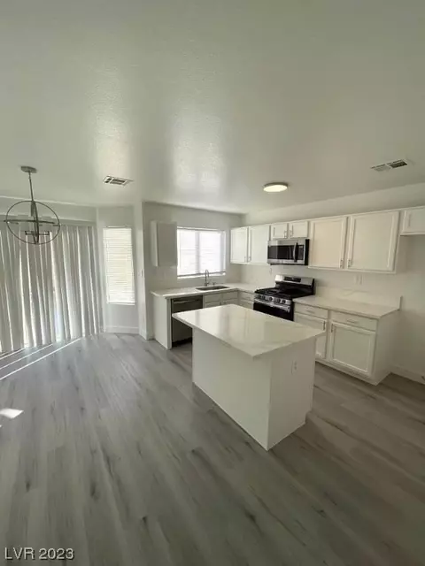 6521 First View Ave, Las Vegas, NV 89142