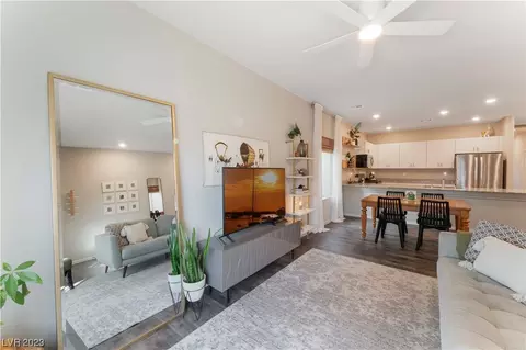 7545 Cooks Meadow St, North Las Vegas, NV 89084