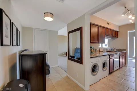 2843 Geary Pl #3104, Las Vegas, NV 89109