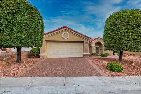 10424 Broom Hill Dr, Las Vegas, NV 89134