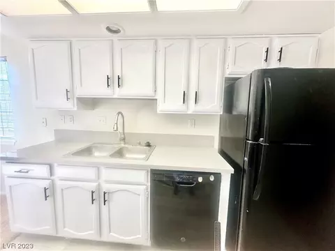 4151 Gannet Cir #384, Las Vegas, NV 89103