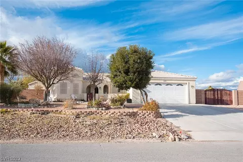 4760 Stoneham St, Pahrump, NV 89061