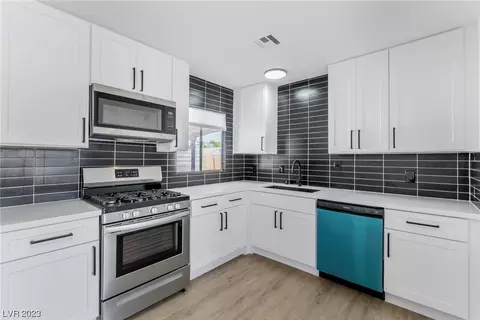 124 Dogwood St, Henderson, NV 89015