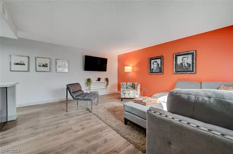 2080 Karen Ave #54, Las Vegas, NV 89169