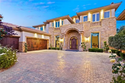 10317 Summit Canyon Dr, Las Vegas, NV 89144