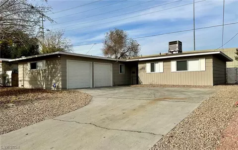 5804 Harmony Ave, Las Vegas, NV 89107