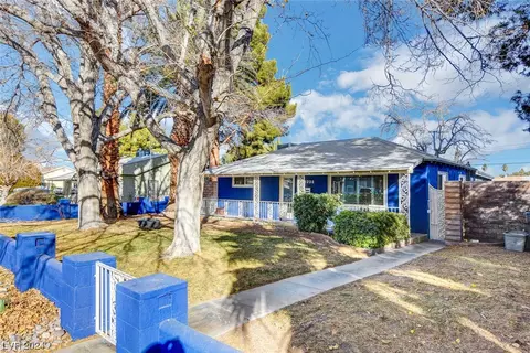 1225 Darmak Dr, Las Vegas, NV 89102