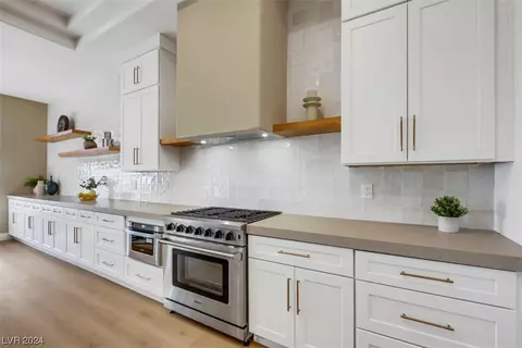 2108 Sun Cliffs St, Las Vegas, NV 89134