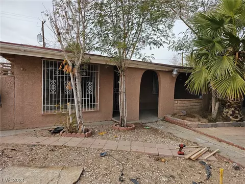1915 Bassler St, North Las Vegas, NV 89030